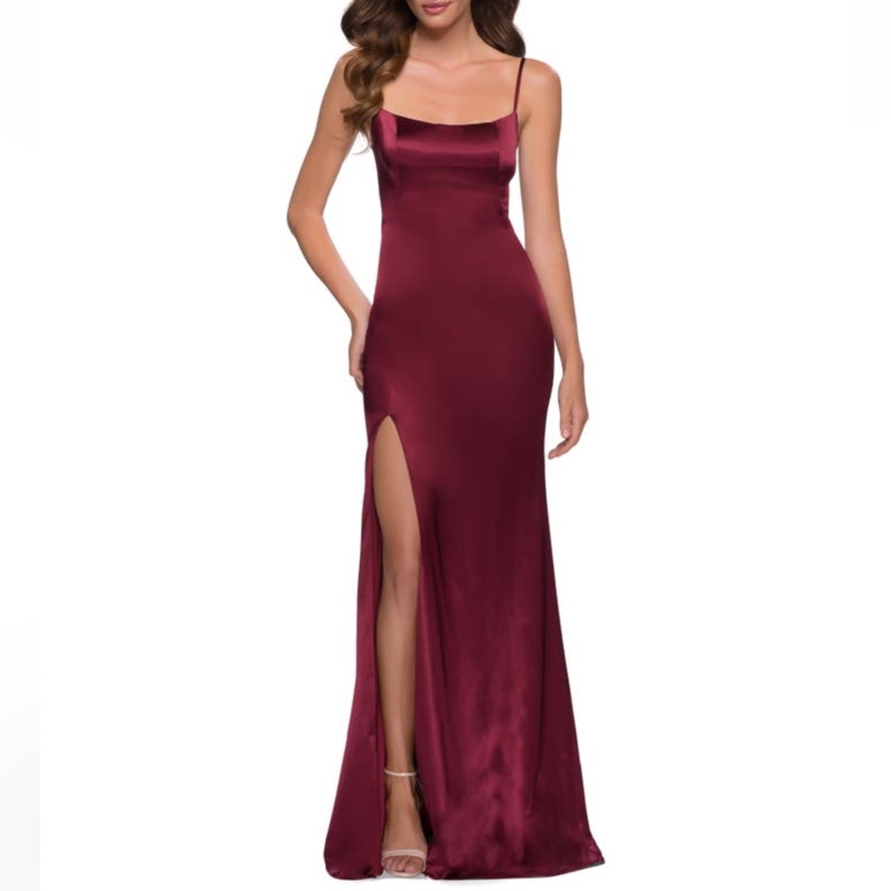 La Femme Side Slit Satin Gown Size 0 Color Burgundy Sleeveless Women Dress